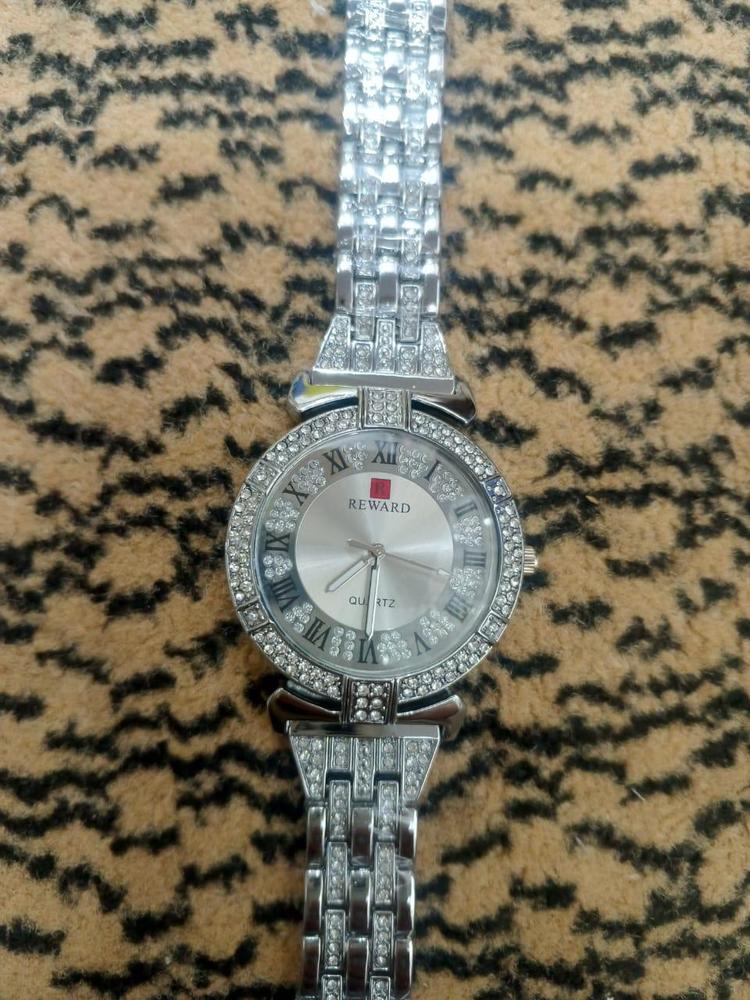 Women Chain strap Watch